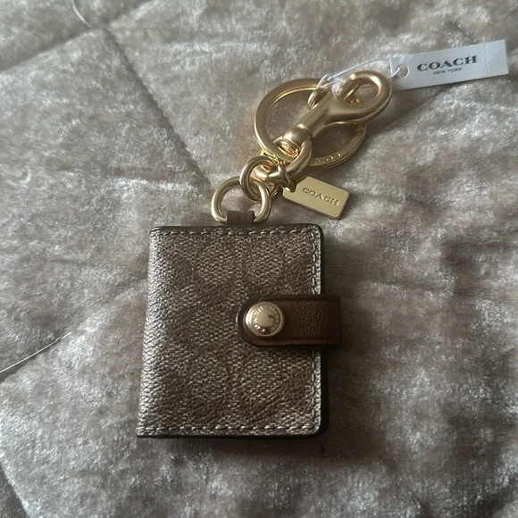 New- Coach Gold tone and Brown Keychain - Picture 3 of 16